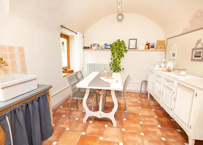 Balcone Del Biellese Bed & Breakfast
